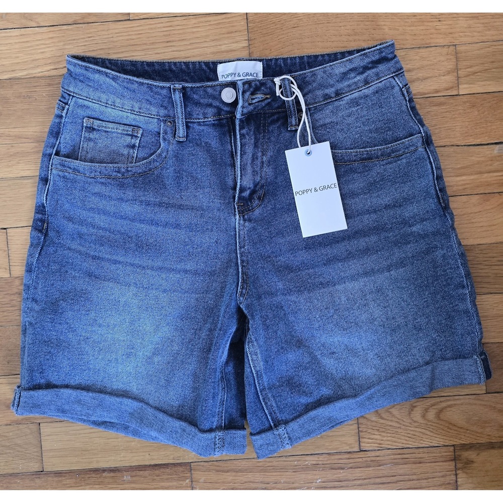 Poppy & Grace Women's Shorts Size 26- Blue Denim New with Tags